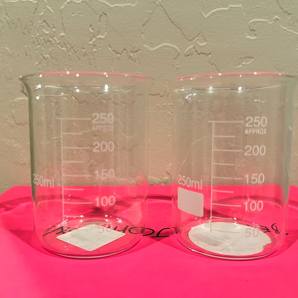 Glass Beaker Set -